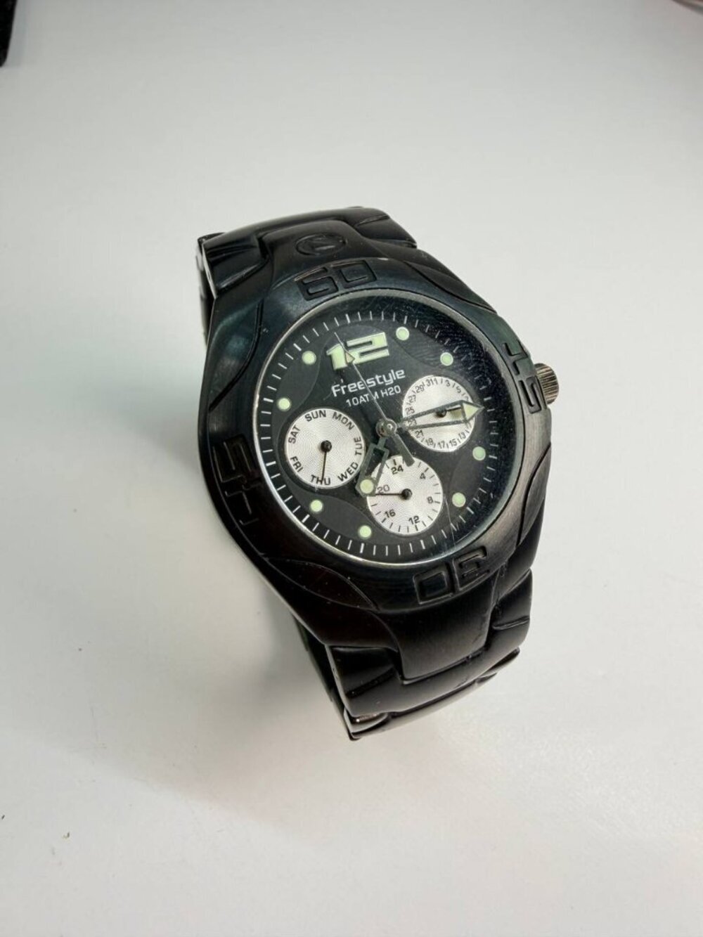 Freestyle 10ATM H2O Heavy Metal Watch – Black